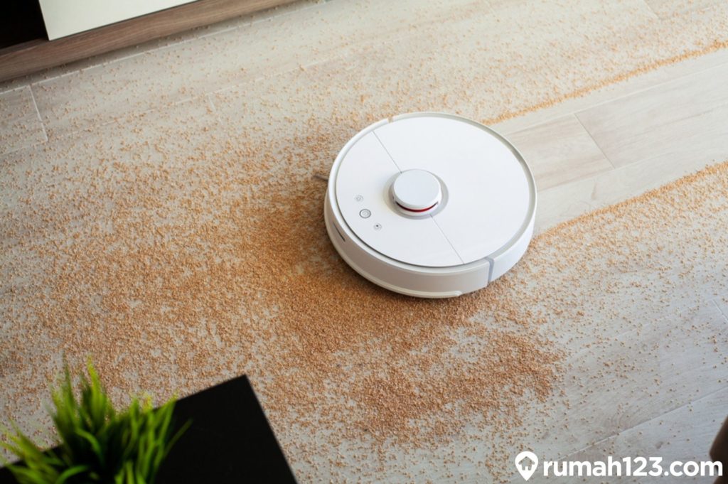 7 Robot Vacuum Cleaner Terbaik. Rumah Bersih, Mulai Rp100 Ribuan!