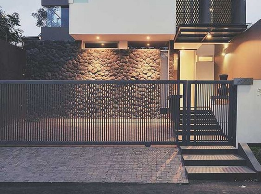 16 Rekomendasi Desain Pagar Stainless, Gak Usah Bingung Cari Inspirasi
