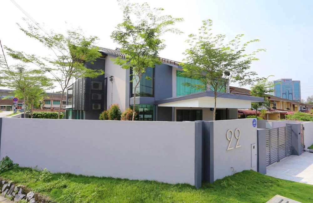 renovasi rumah hook