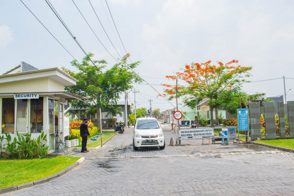 pintu-akses-lebih-dari-satu pintu-akses-lebih-dari-satu