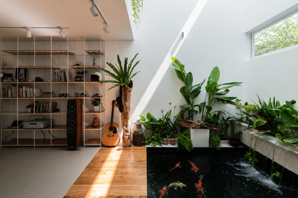 desain-rumah-modern-dengan-kolam-ikan