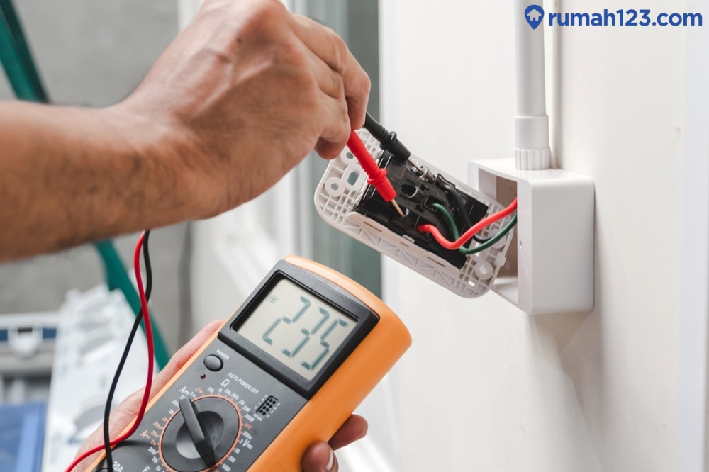 Instalasi Listrik dan Air Instalasi Listrik dan Air