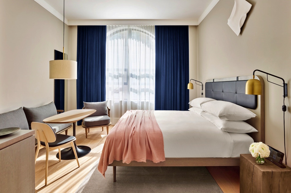 Ruang Kamar dengan Warna Netral Ruang Kamar dengan Warna Netral