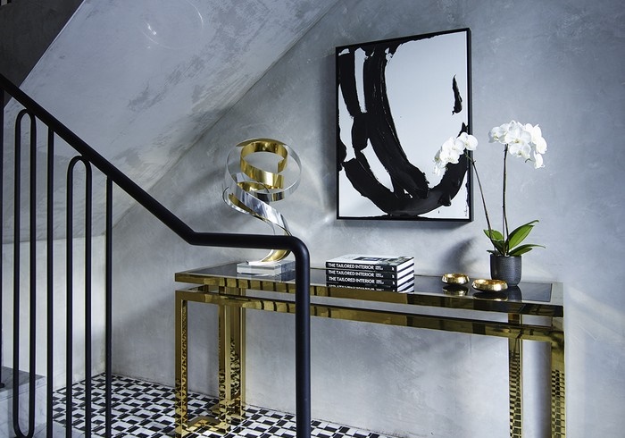 Koridor Rumah dengan Sentuhan Gaya Industrial Koridor Rumah dengan Sentuhan Gaya Industrial