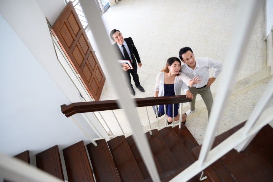 Memilih Agen yang Menguasai Area Memilih Agen yang Menguasai Area