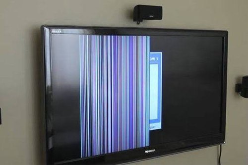 Check the condition of the LED TV screen