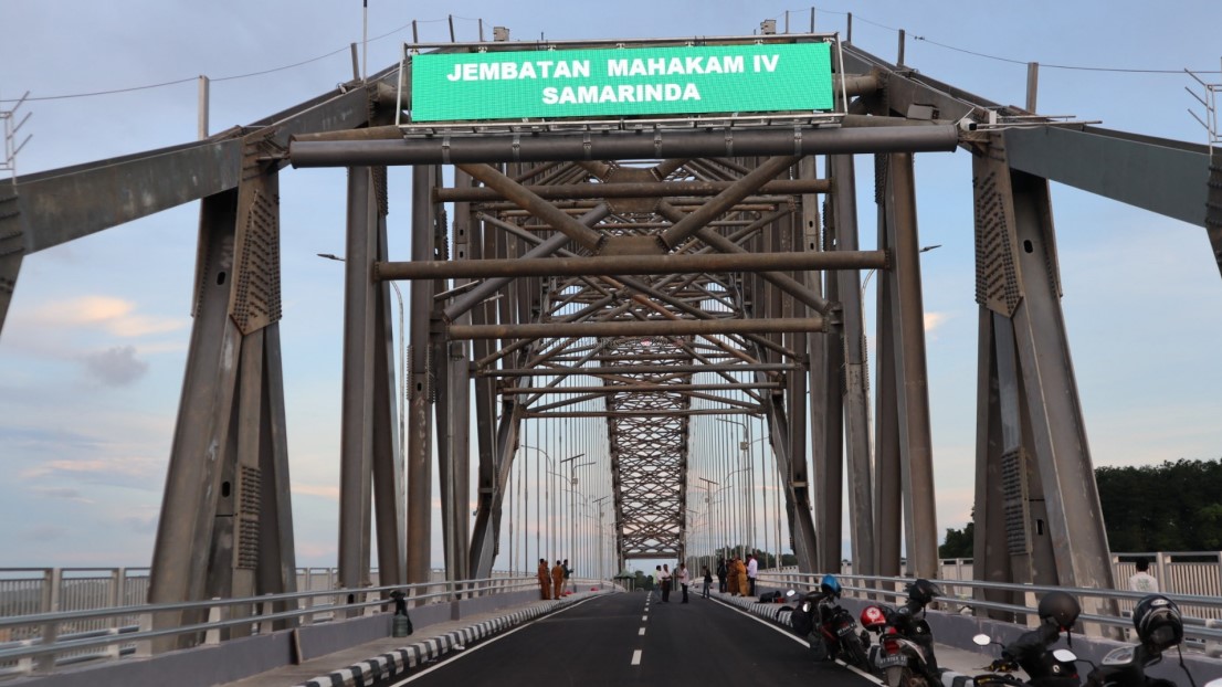 Potensi Kota Samarinda Infrastruktur dan Transportasi Umum Lengkap Potensi Kota Samarinda Infrastruktur dan Transportasi Umum Lengkap