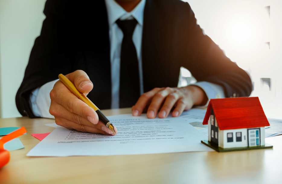 Memperhatikan Dokumen-dokumen Penting Memperhatikan Dokumen-dokumen Penting