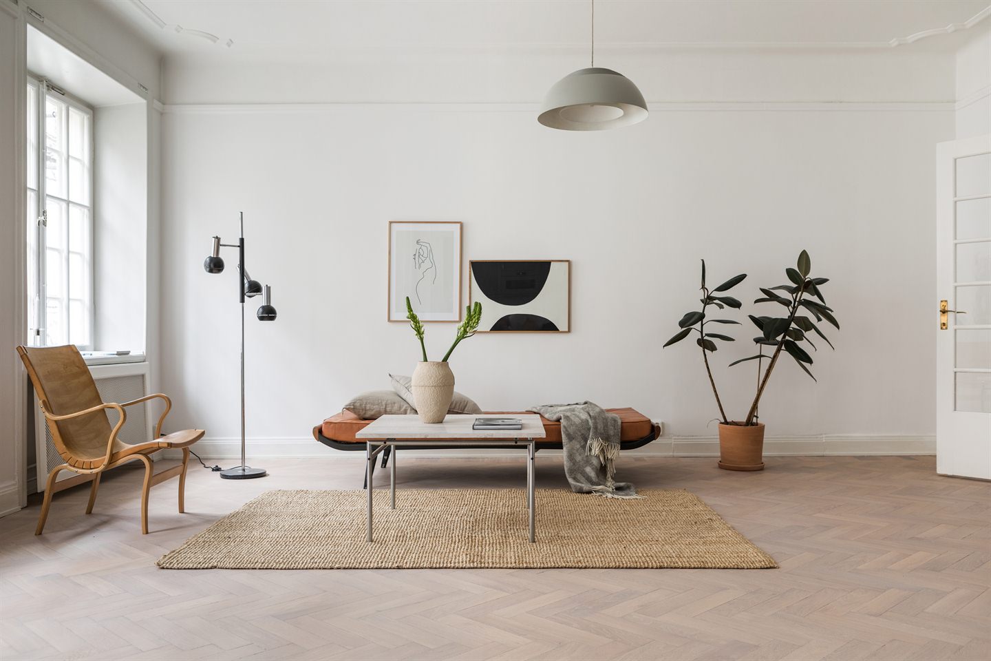 Tidak Perlu Banyak Dekorasi Tidak Perlu Banyak Dekorasi