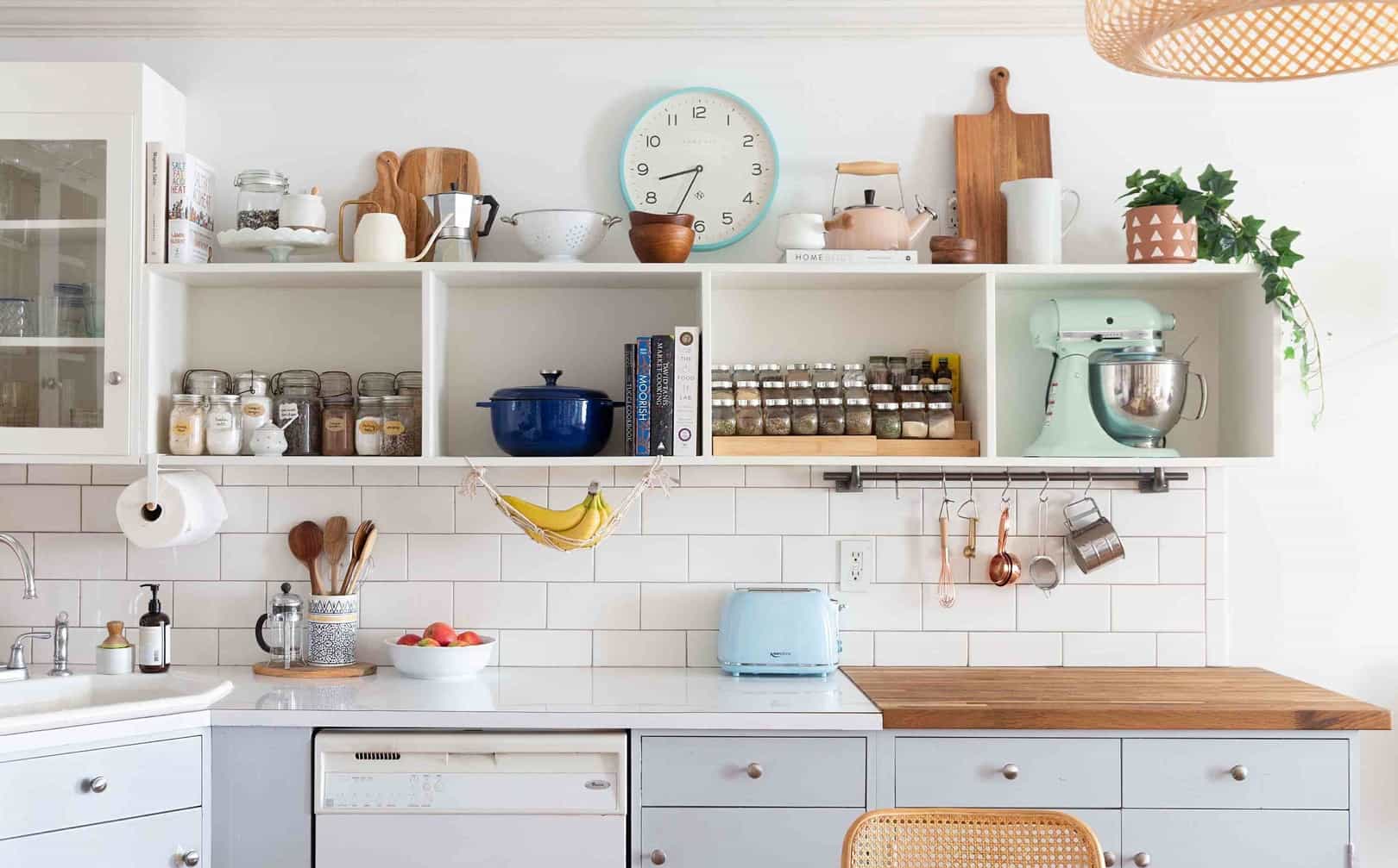 Wadah Estetik pada Dapur Apartemen Mewah Wadah Estetik pada Dapur Apartemen Mewah