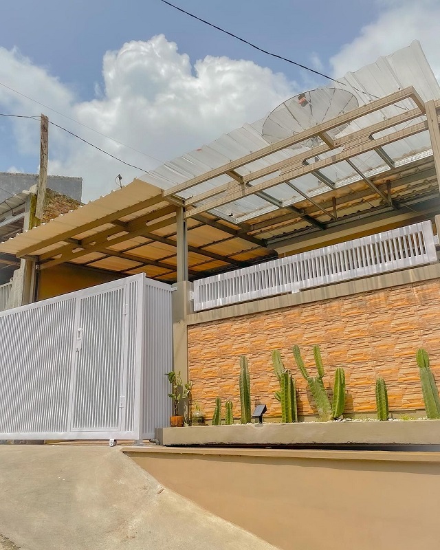 7 Desain Pagar Rumah Minimalis 1x3 Terbaik 2022, Bikin Tetangga Iri!