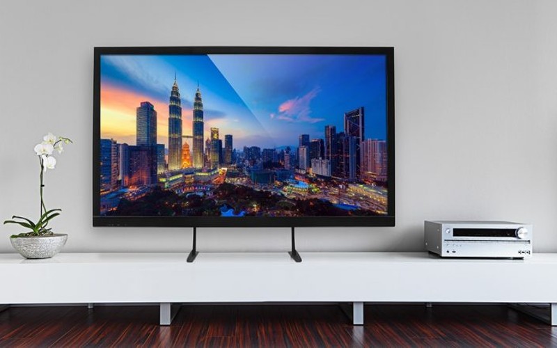 6 Perbedaan TV LED dan LCD. Mana yang Lebih Bagus?
