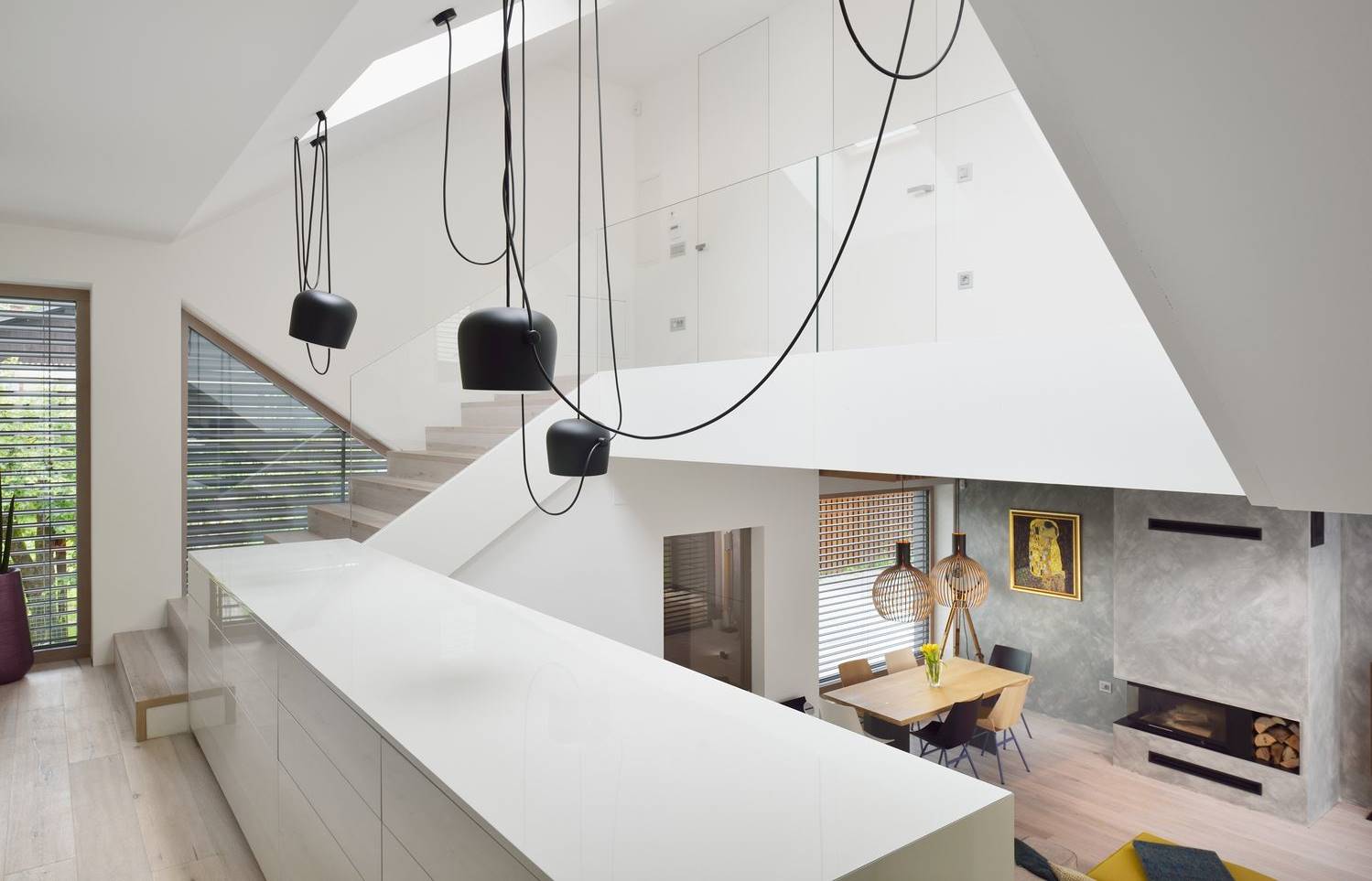 Model Mezzanine untuk Area Wardrobe