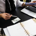 14 Tips Memilih Agen Properti Tepercaya & Terbaik!