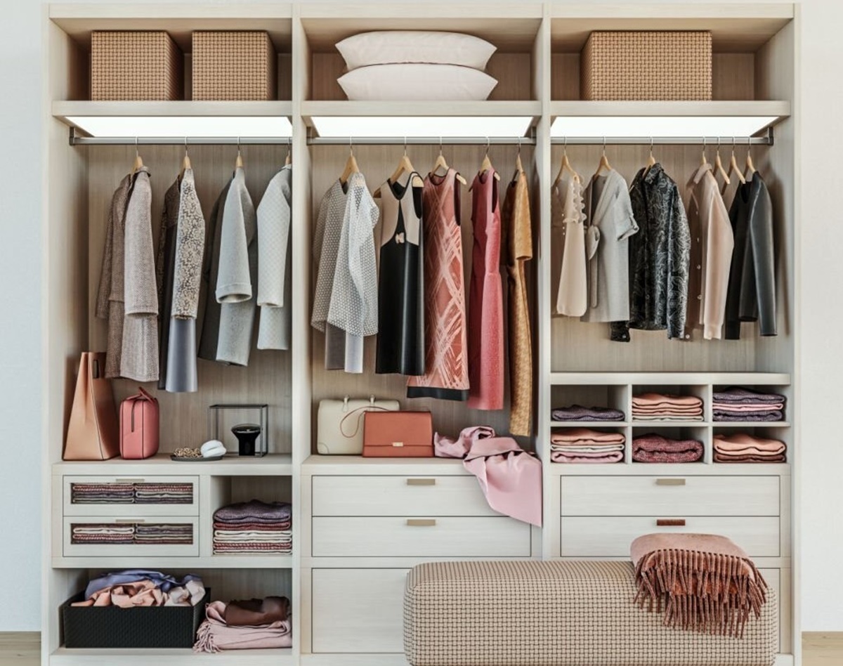 Furniture Minimalis untuk Apartemen Lemari Pakaian