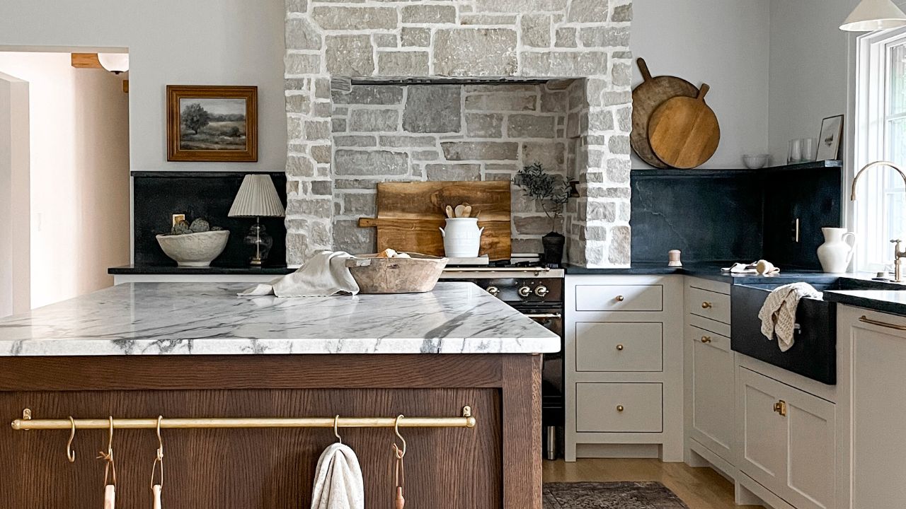 desain dapur rumah batu alam