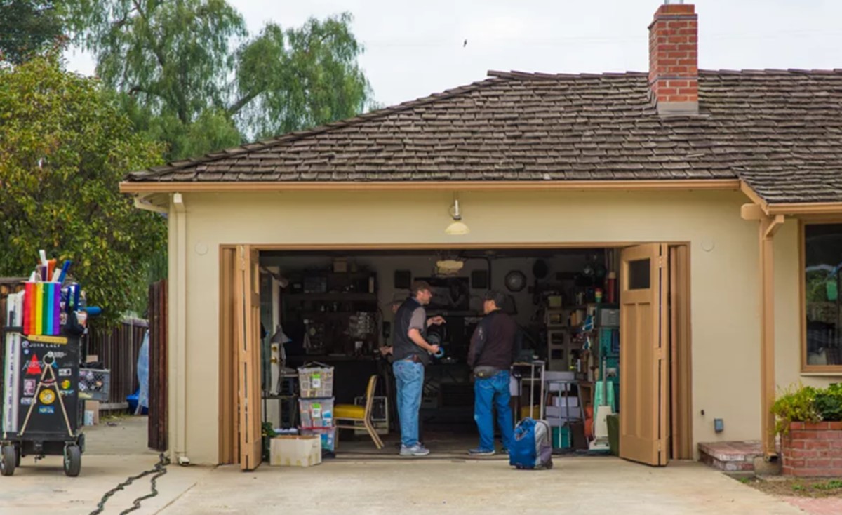 Tips-Memanfaatkan-Garasi-Rumah-untuk-Usaha