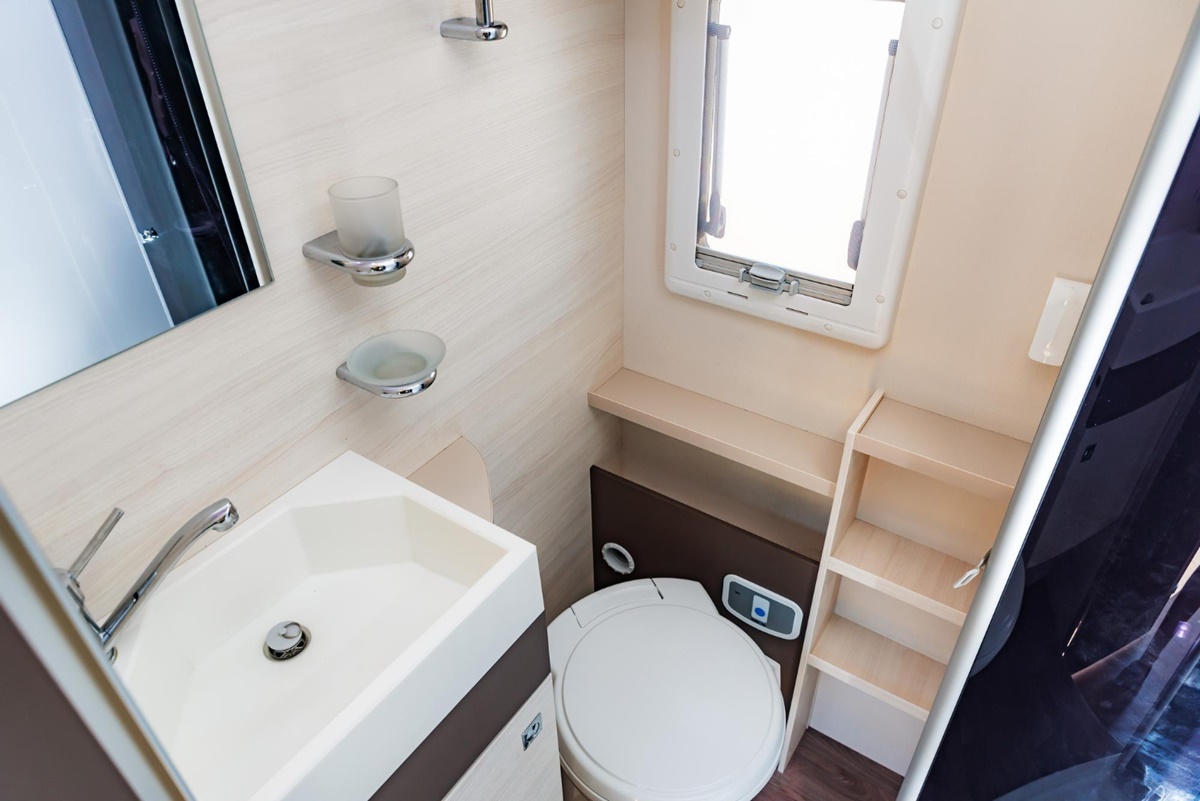 Kamar Mandi Kecil Minimalis 1x1