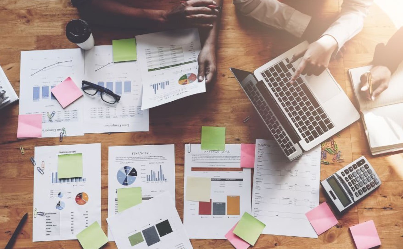 Pelajari Strategi Pemasaran