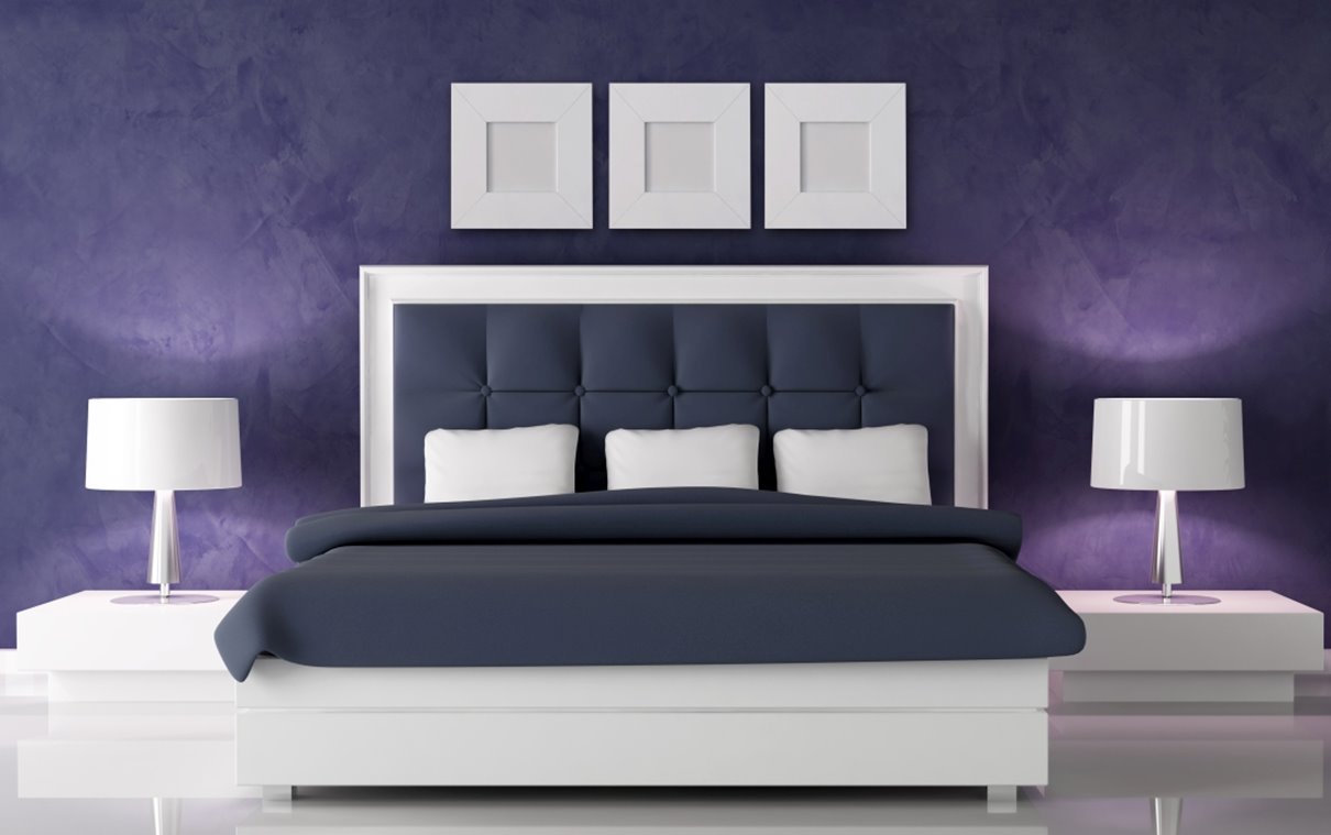 Royal Purple yang Edgy