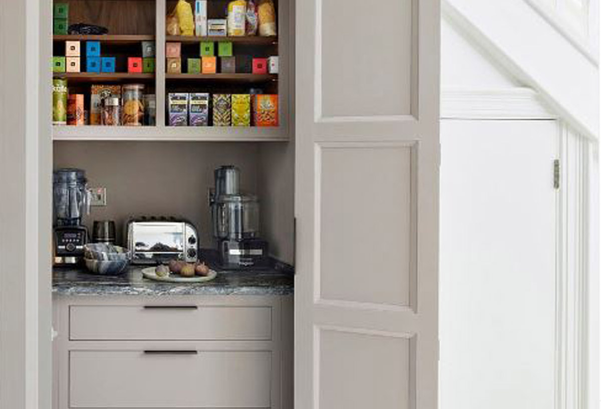 lemari minimalis untuk menyimpan kopi