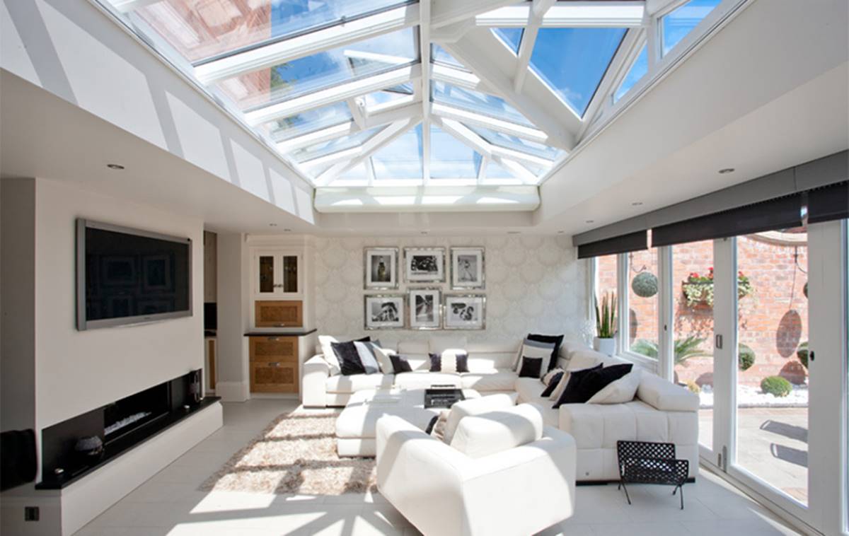 Desain Rumah Minimalis Tanpa Plafon Rangka Kaca