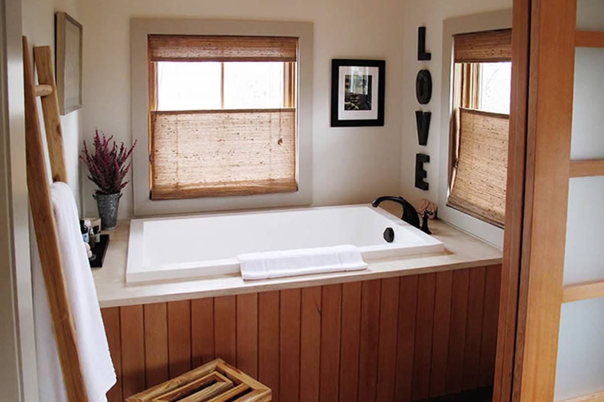 Bathtub Kamar Mandi Minimalis Bergaya Jepang