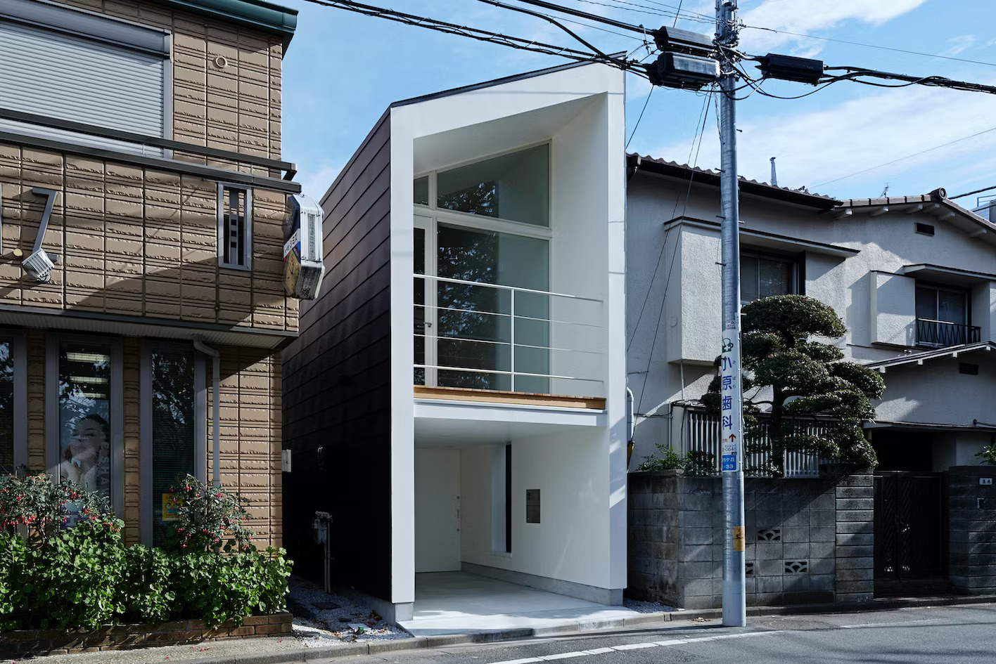 Desain Rumah Lebar 3 Meter Bentuk Unik