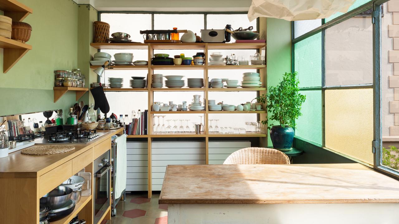 Desain Dapur Sederhana Tanpa Kitchen Set Nuansa Natural