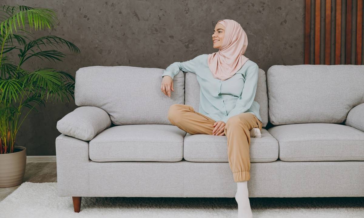 Desain Ruang Tamu Islami Bernuansa Damai dan Sejuk