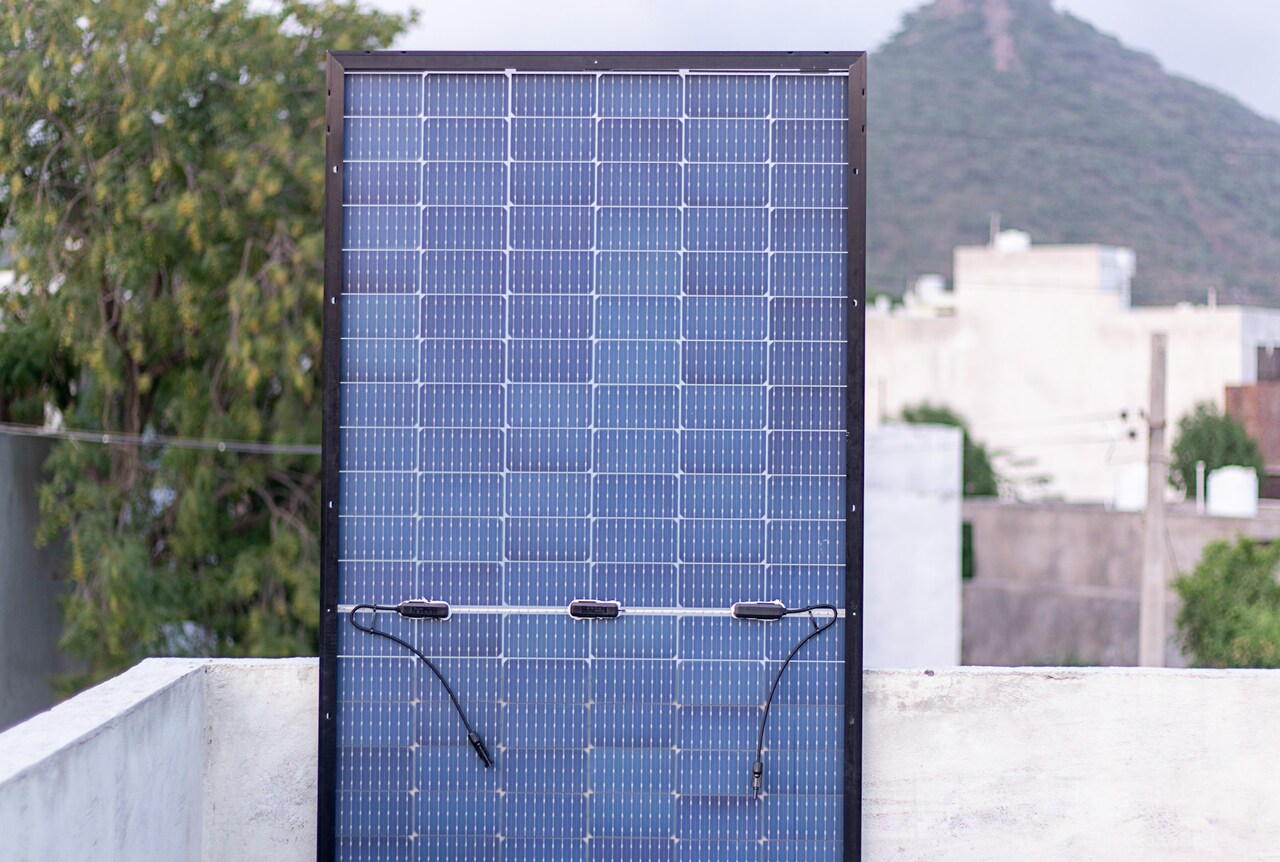 kelebihan solar panel rumah bisa dipasang di segala iklim