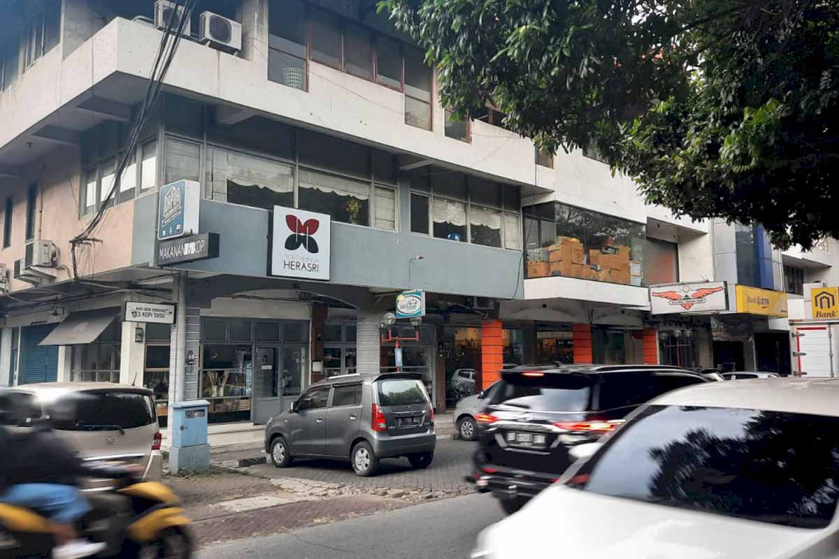 Golf Island Boulevard