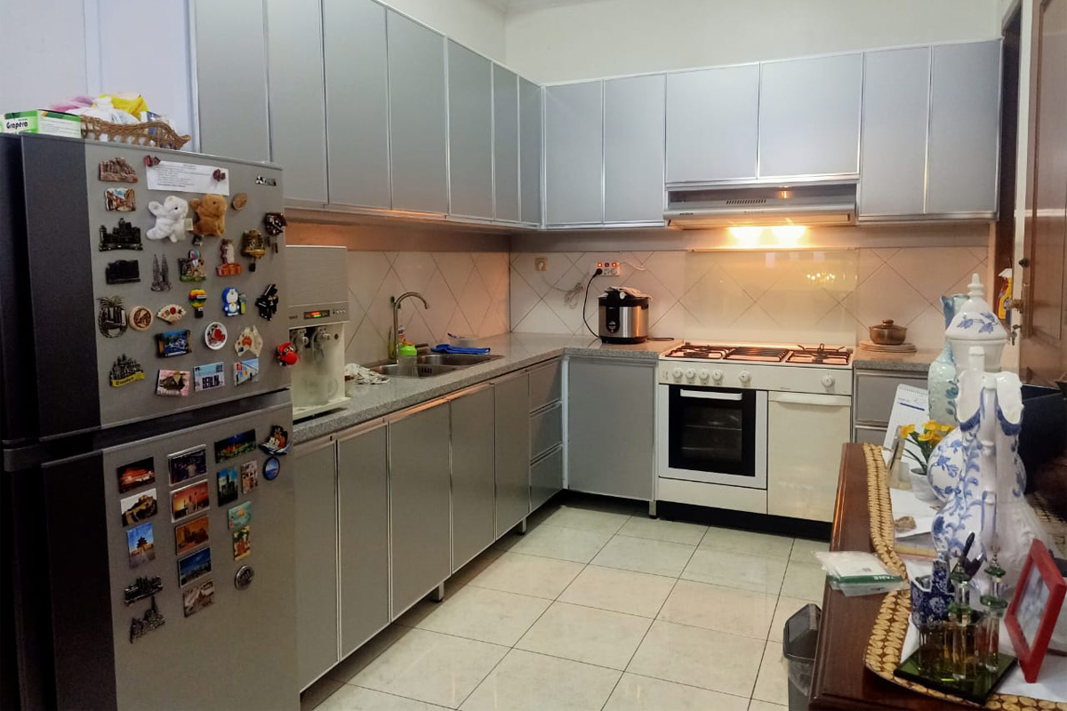 kitchen set minimalis dapur kecil aluminium