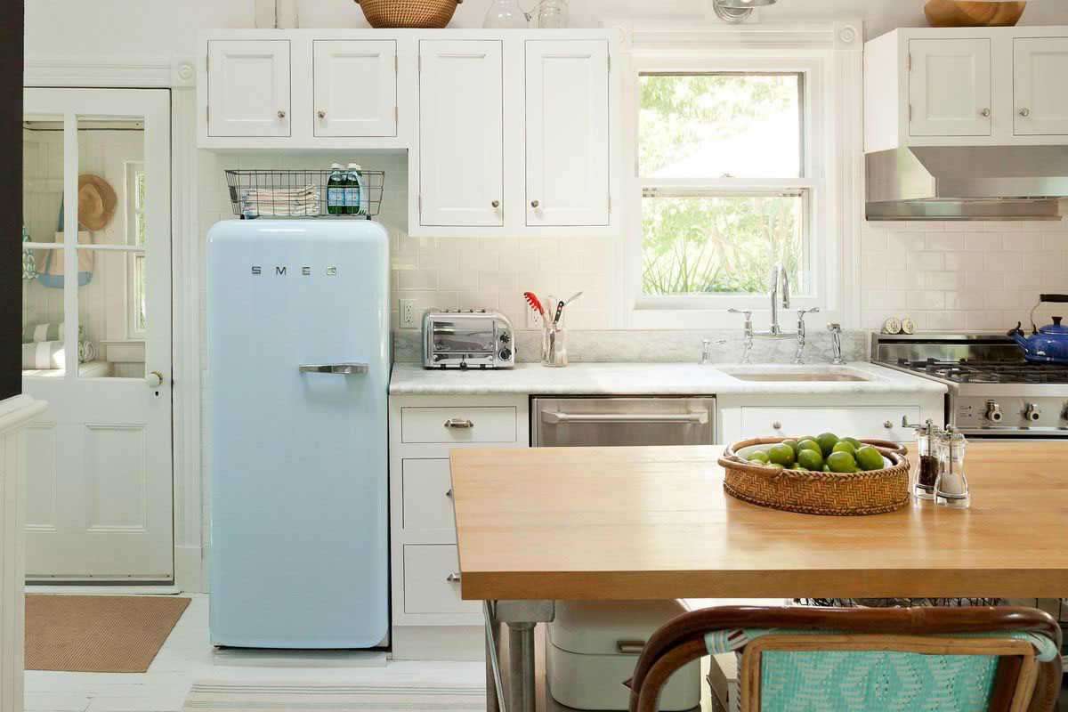 jendela dapur kecil model double hung