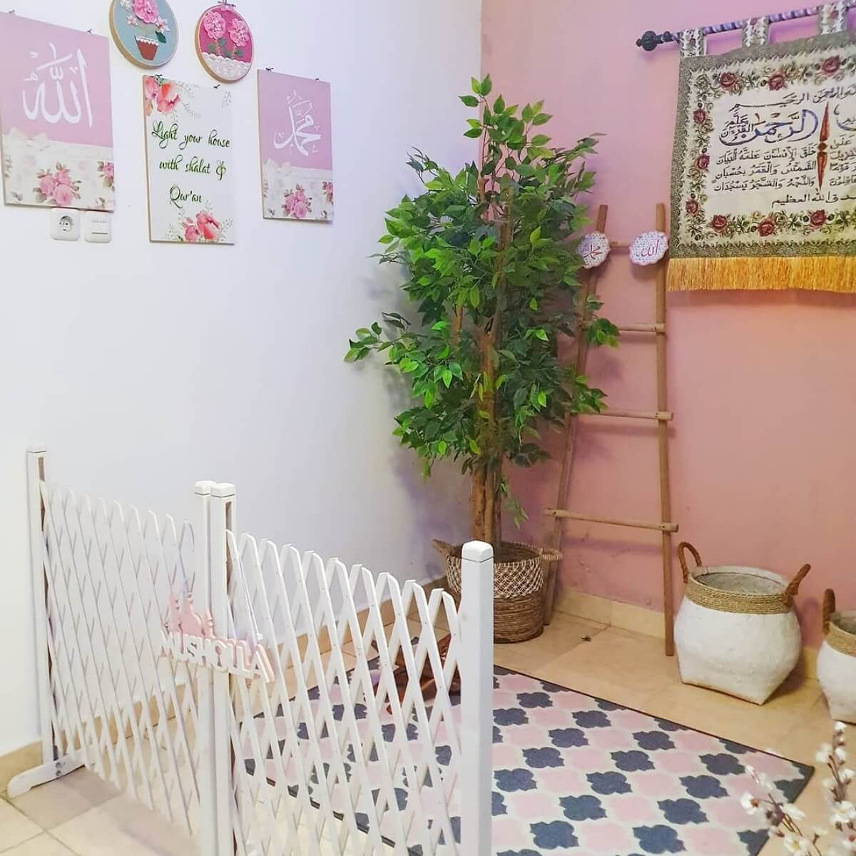 model pintu mushola sederhana dengan pagar model pintu mushola sederhana dengan pagar