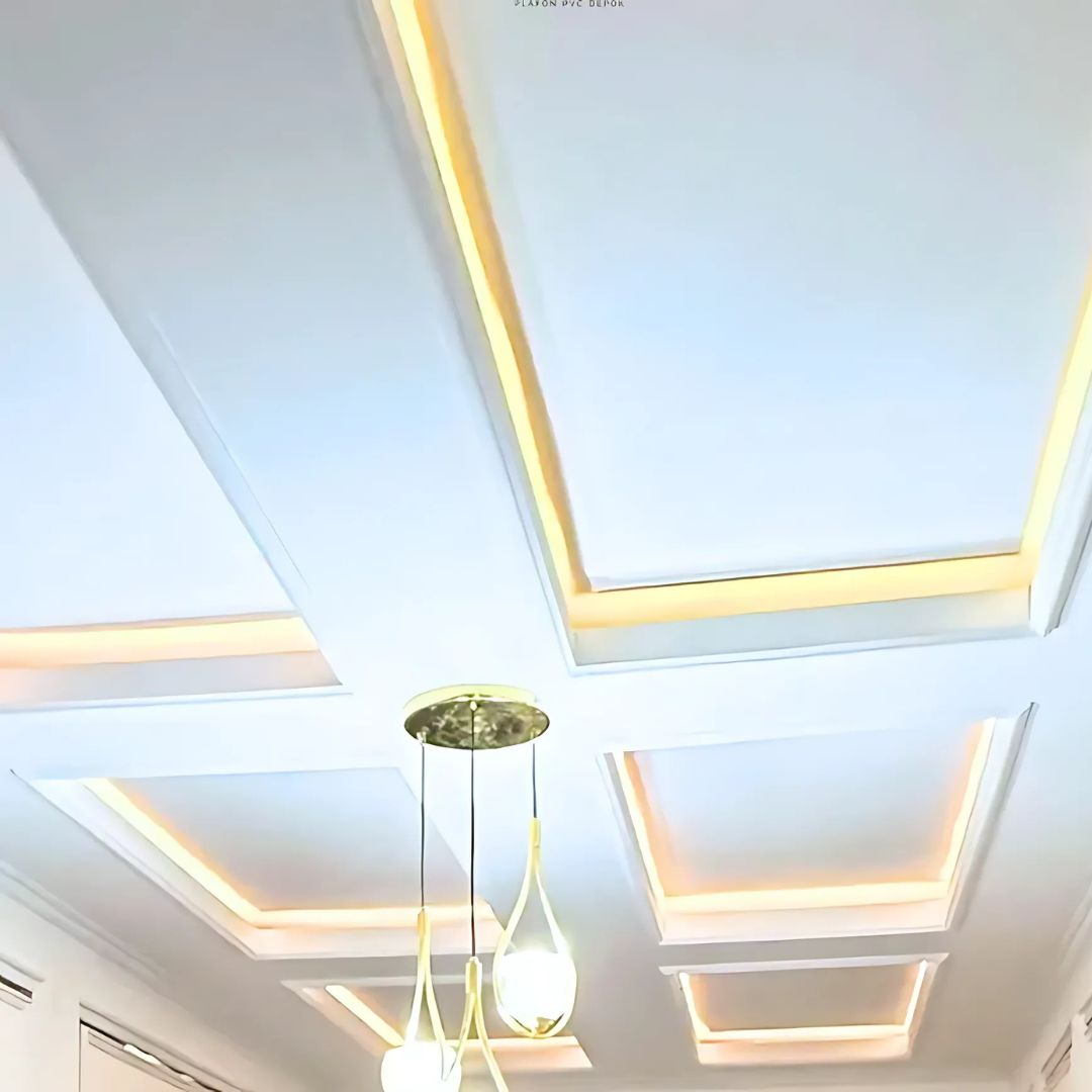 Model Plafon Minimalis dengan Aksen Emas
