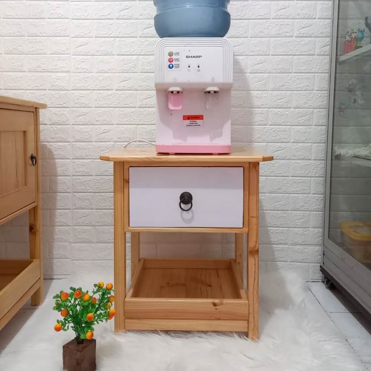 meja dispenser kayu minimalis dengan laci meja dispenser kayu minimalis dengan laci