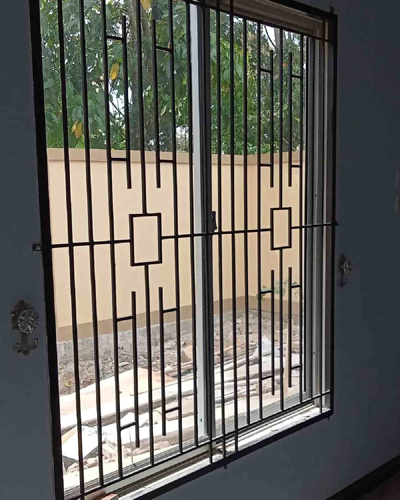 Desain Teralis Jendela Cantik