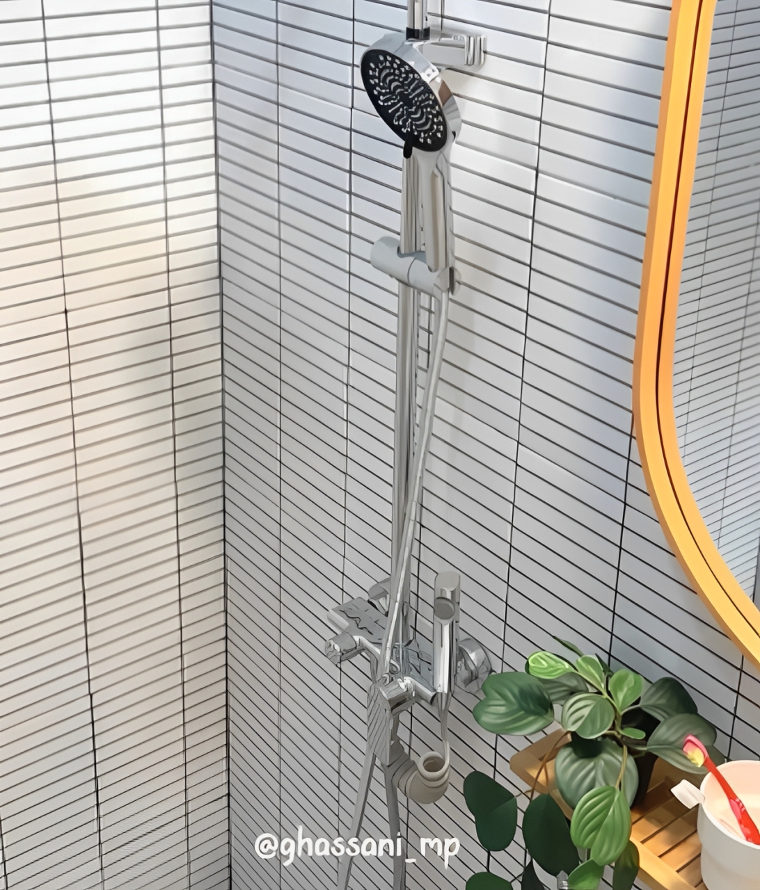 motif keramik kamar mandi minimalis yang bagus