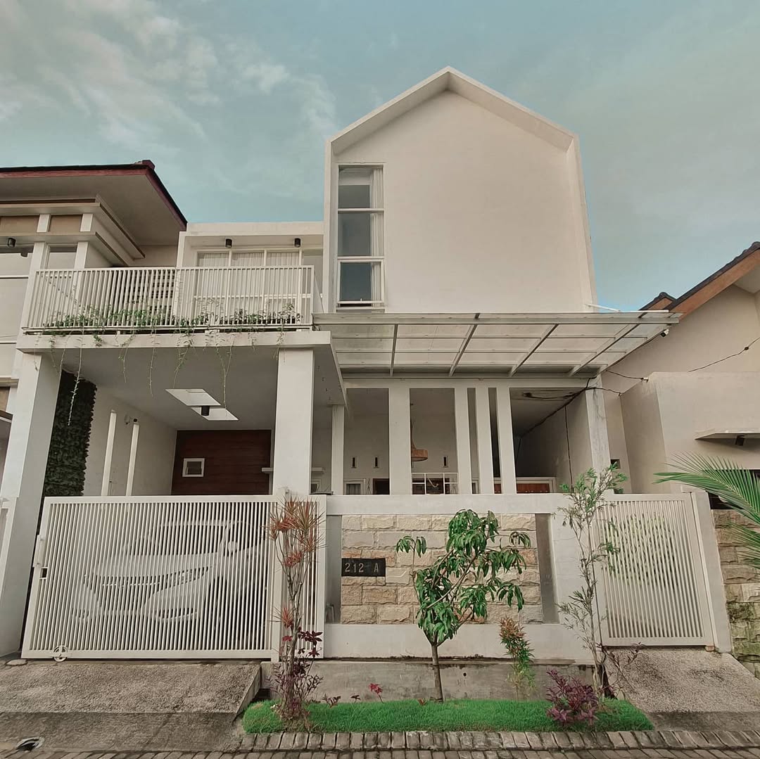 contoh fasad rumah minimalis 2 lantai