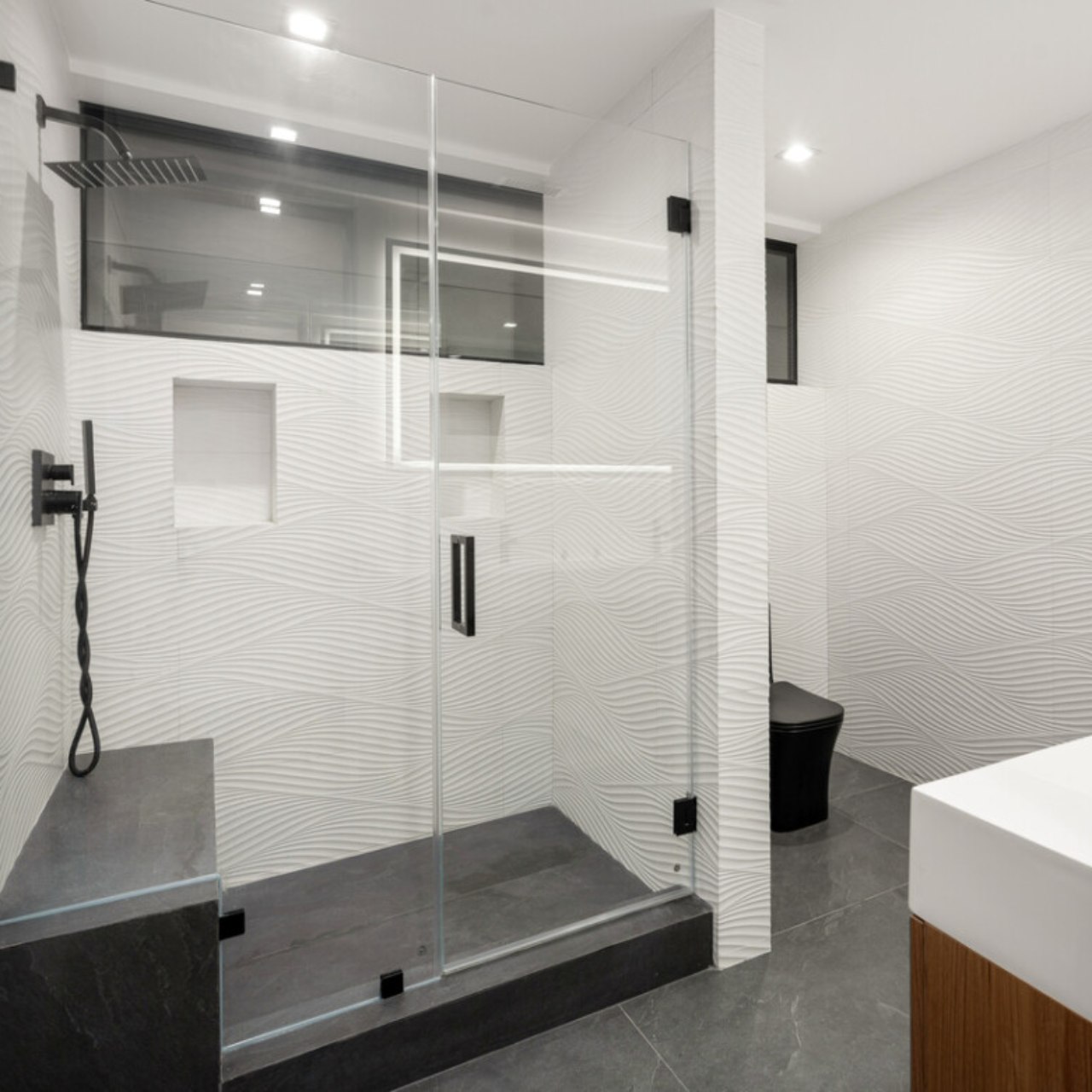 pencahayaan kamar mandi recessed