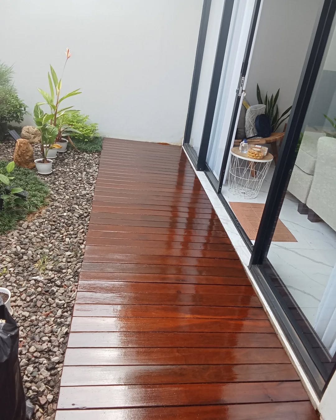 dek rumah minimalis