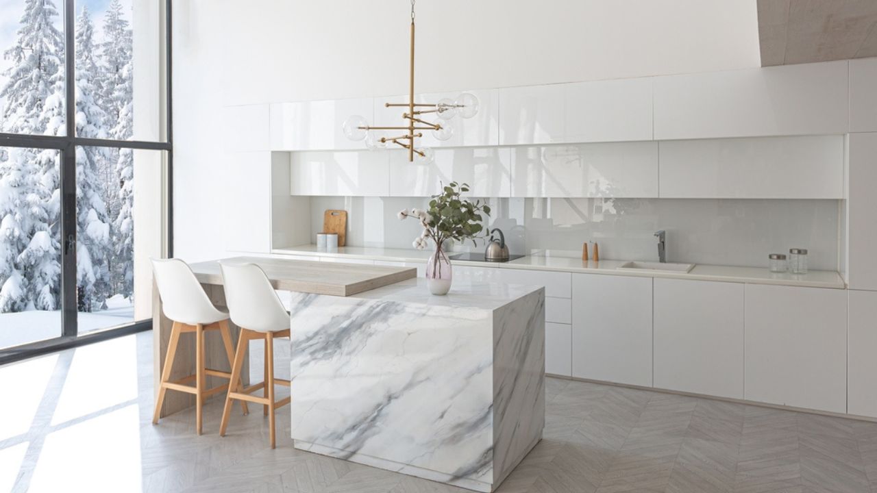 5. Warna Cat Dapur yang Elegan Nuansa Putih