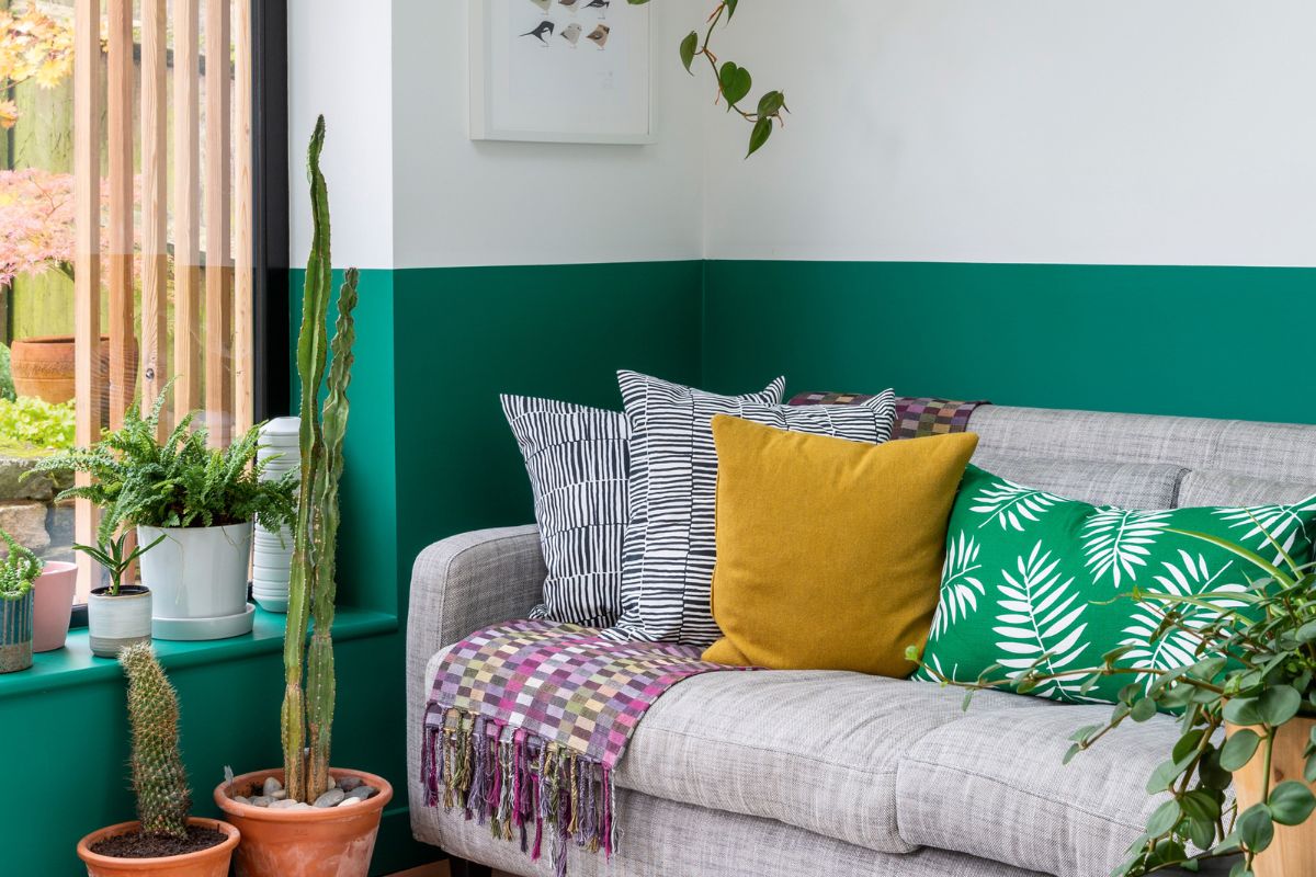 kombinasi warna hijau dan putih