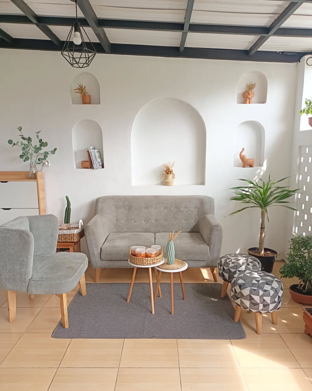 teras tertutup untuk ruang tamu teras tertutup untuk ruang tamu