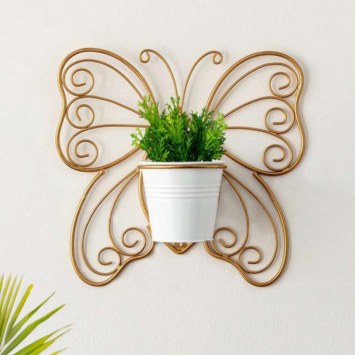 model rak bunga tempel dinding dari besi aesthetic model rak bunga tempel dinding dari besi aesthetic