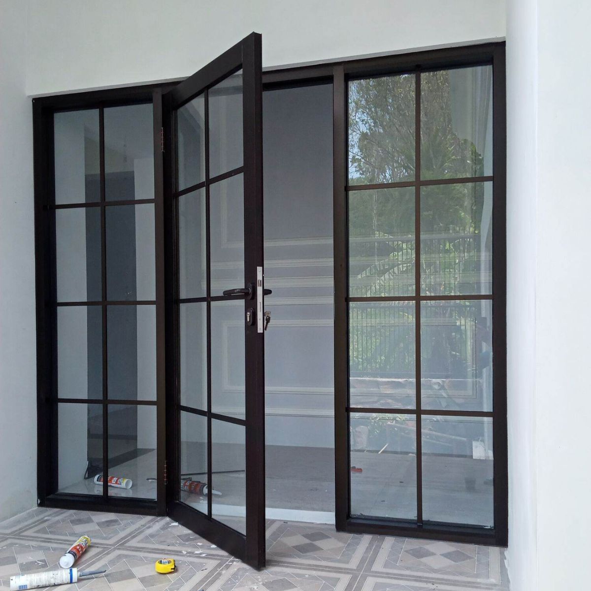 model pintu kaca aluminium 1 daun minimalis modern model pintu kaca aluminium 1 daun minimalis modern