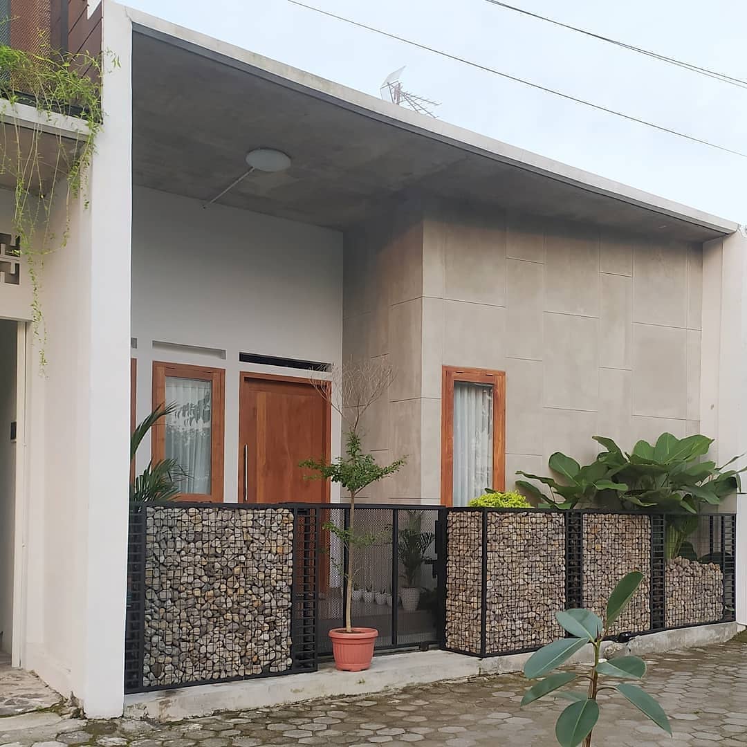 model pagar batu alam kombinasi besi