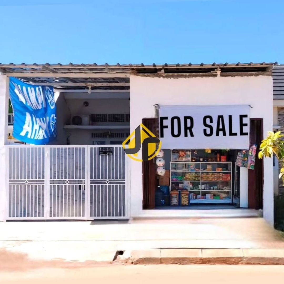 4. Desain Warung Teras Rumah dengan Bangunan Khusus