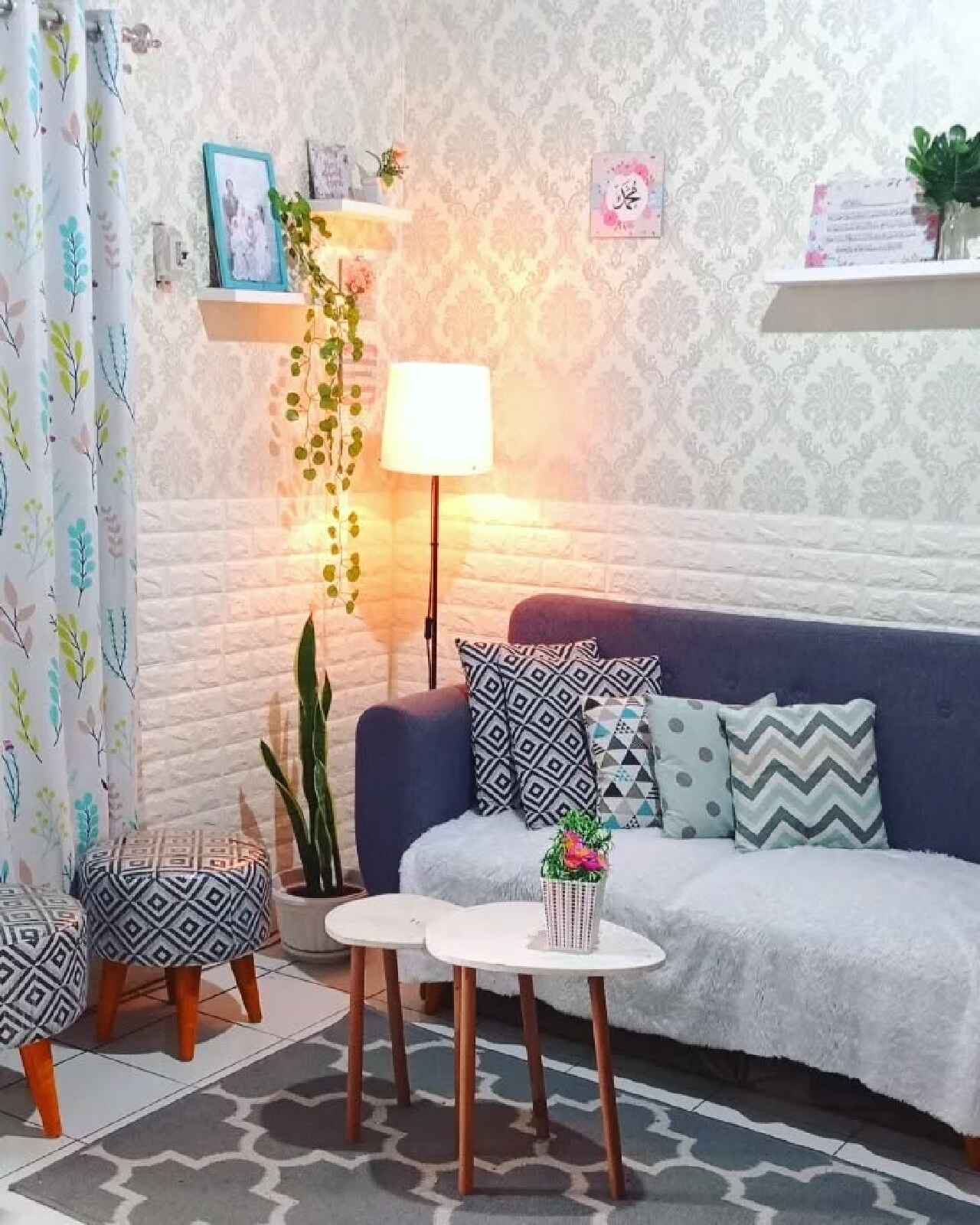 Desain Ruang Tamu Kecil 2x2 Estetik